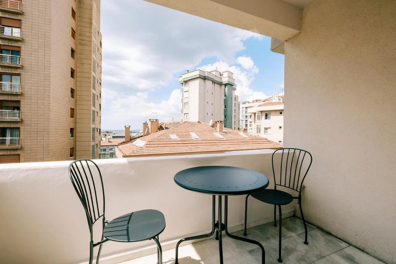 Sea View Duplex With Terrace 5 Min To Marina Apartamento Istambul Turquia